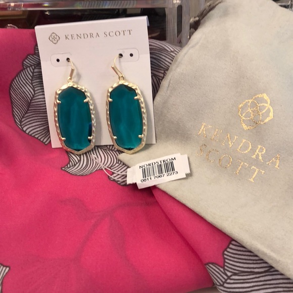 Kendra Scott Jewelry - Kendra Scott Ella Earrings